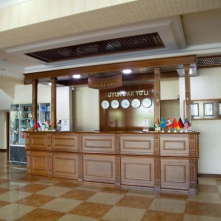 Buyuk Ipak Yo'Li Hotel Namangan Luaran gambar