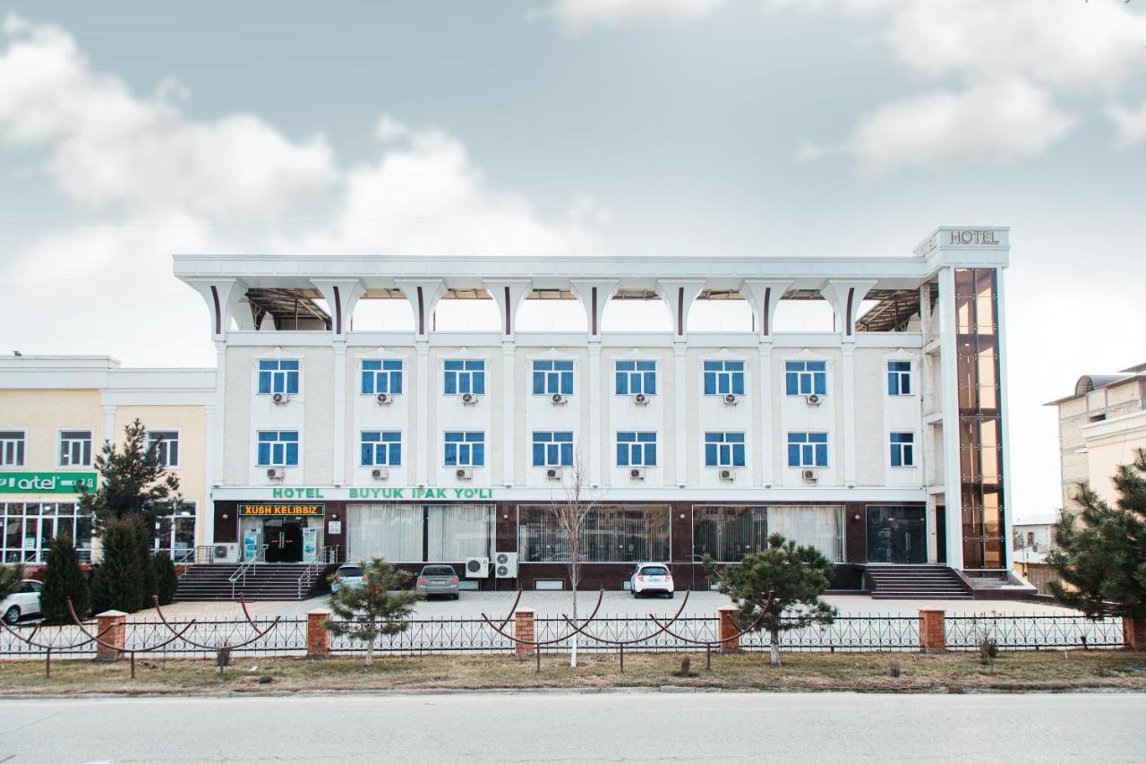 Buyuk Ipak Yo'Li Hotel Namangan Luaran gambar