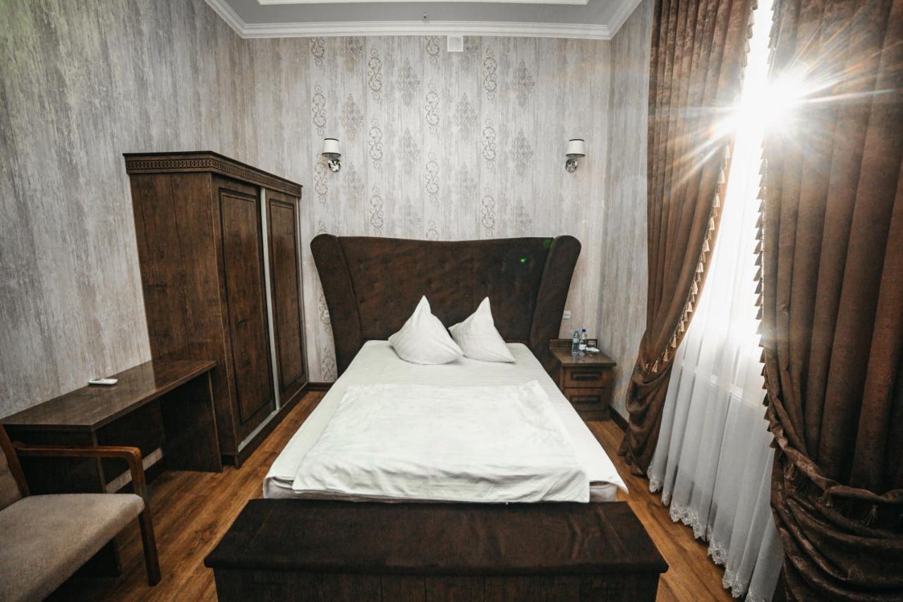 Buyuk Ipak Yo'Li Hotel Namangan Luaran gambar