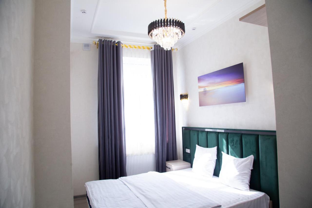Buyuk Ipak Yo'Li Hotel Namangan Luaran gambar